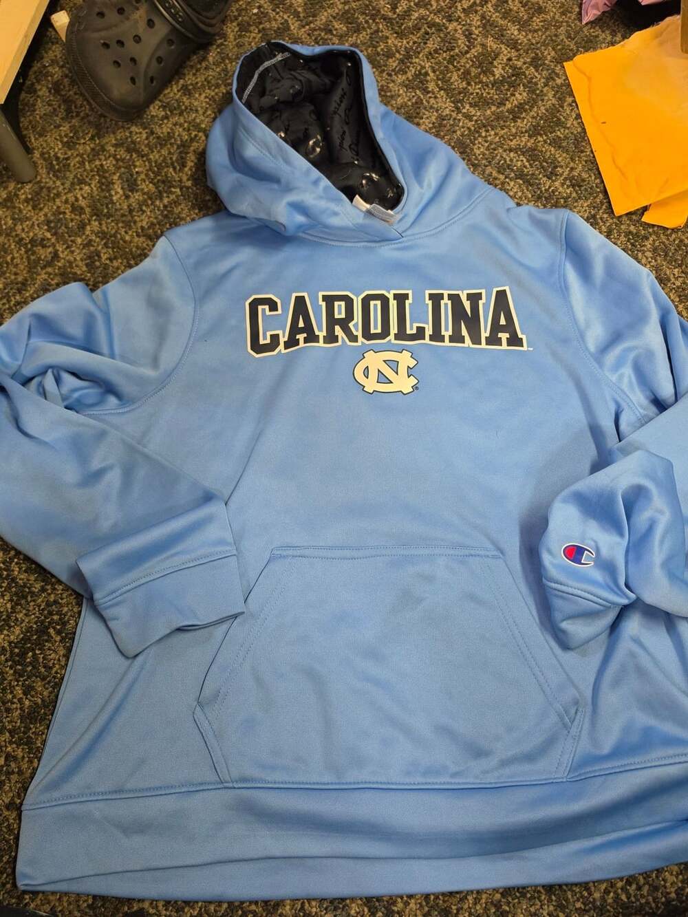 Champion North Carolina Tar Heels Pullover Hoodie